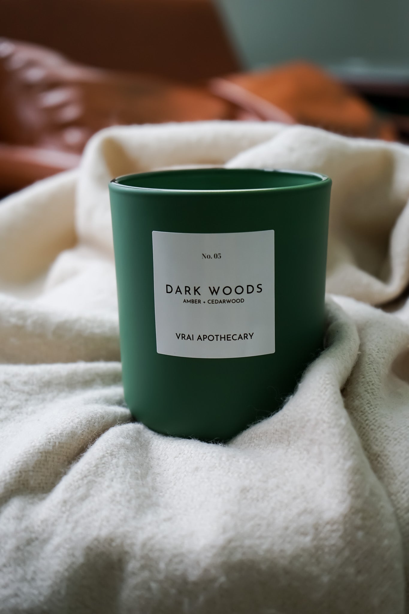 Premium Candle 12oz - Dark Woods